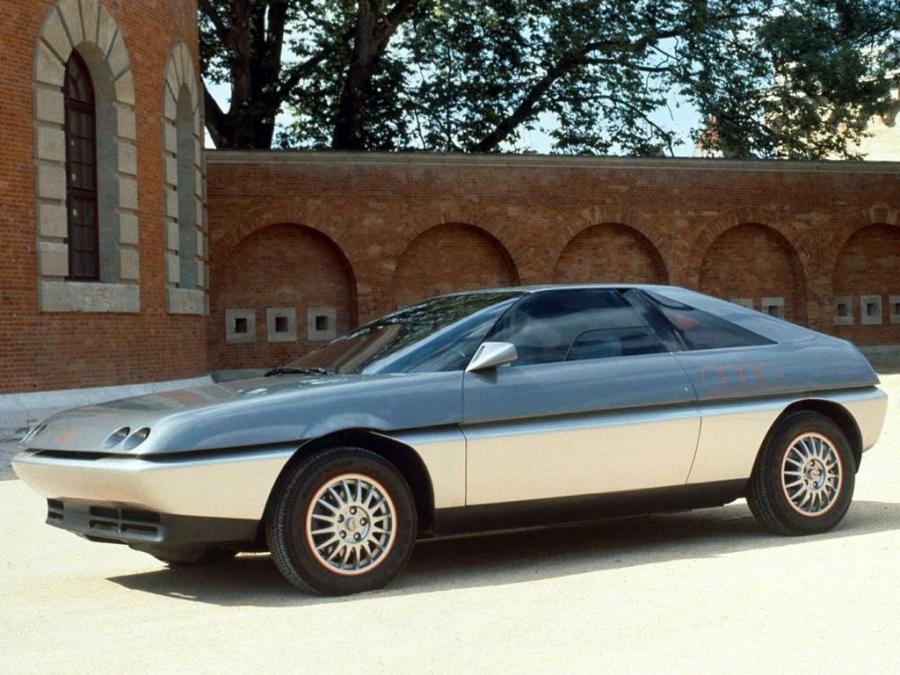  Audi Quartz Concept 1981 года  (фото 5 из 7)
